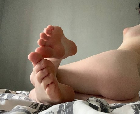 Sqwrtick_ xxx model picture