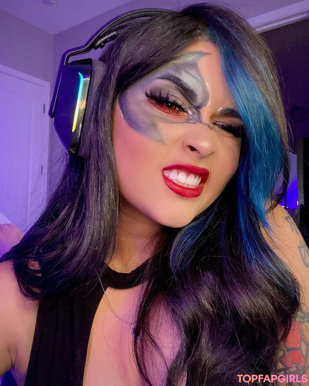 cosplay girls onlyfans naked img