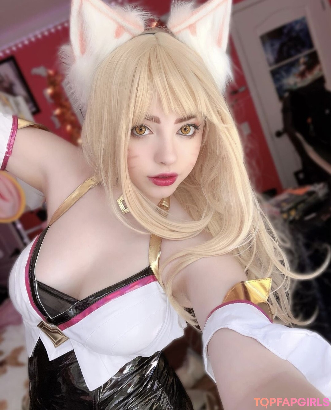 Bonbibonkers star sexy pics