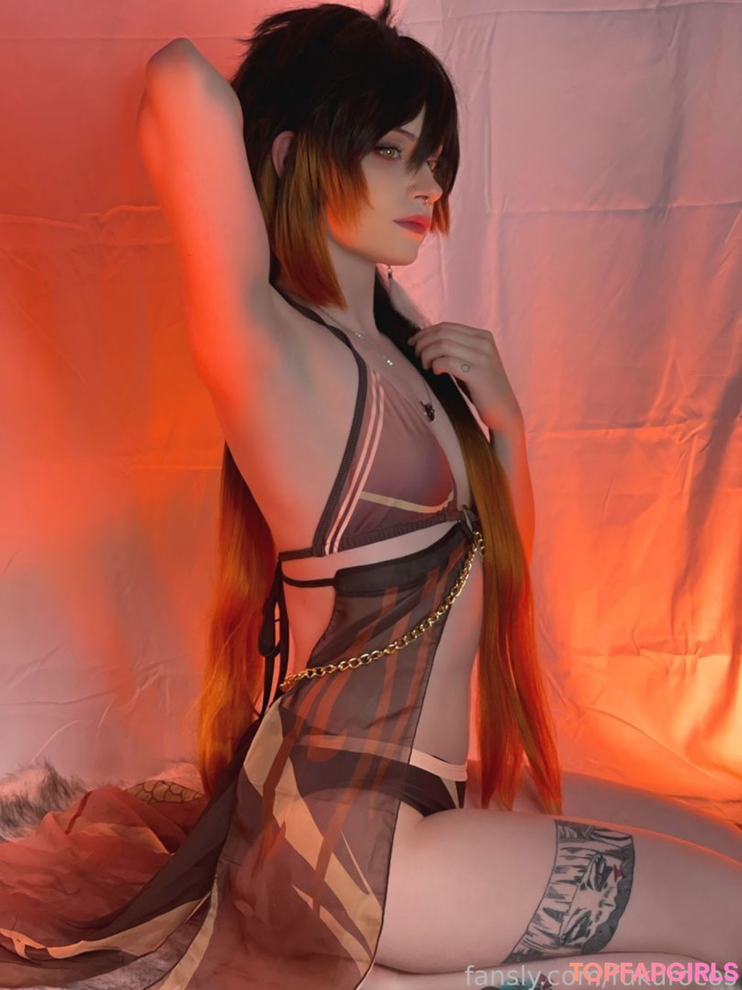 Fukuro model sexy picture
