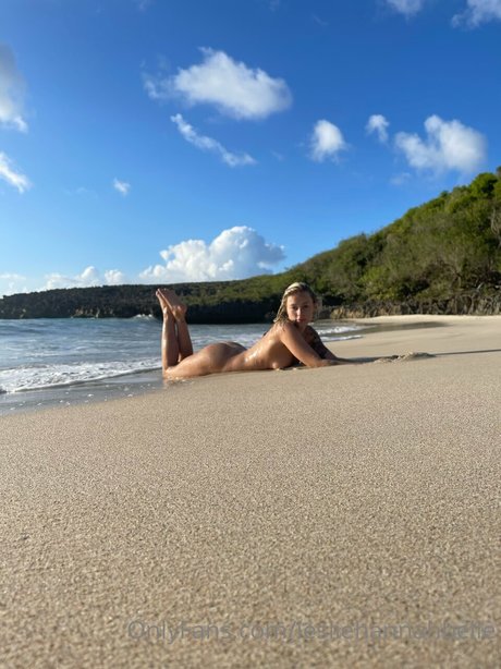 Leslie Golden nudes star archive