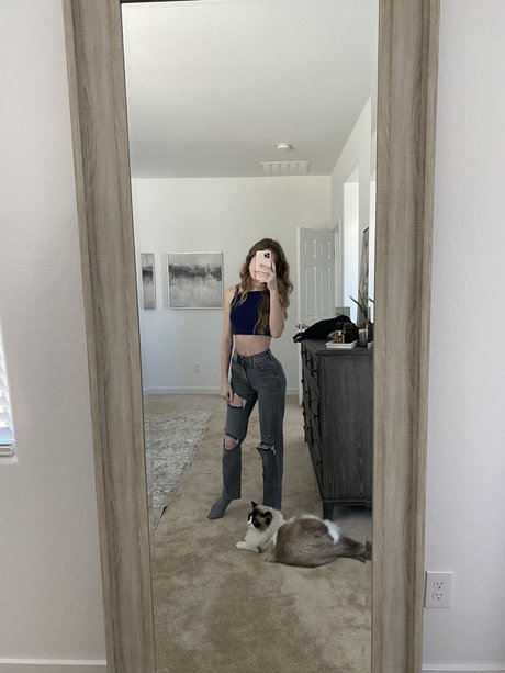 Knights Ry porn model photo