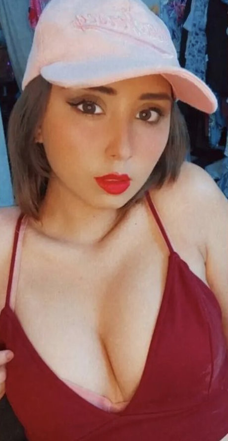 18 free onlyfans naked pics