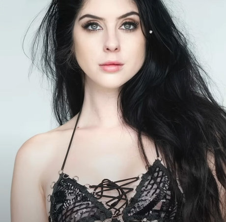 Bec Paws_ exclusive star picture