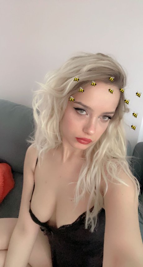 lesbians onlyfans art porn picture