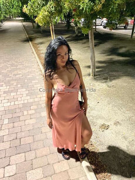 Freepetitebrida model hot galleries