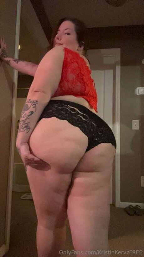 Kristinkervzfree model hot img