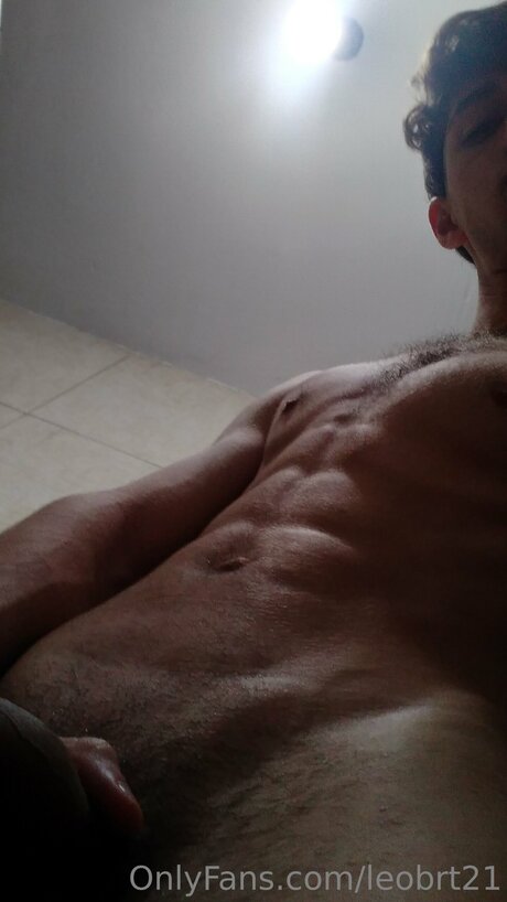 Leobrt21 pornstar top images