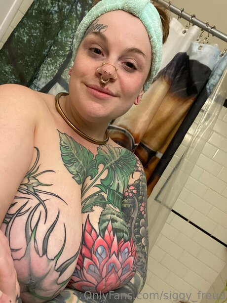 bodybuilder girls onlyfans art nude img