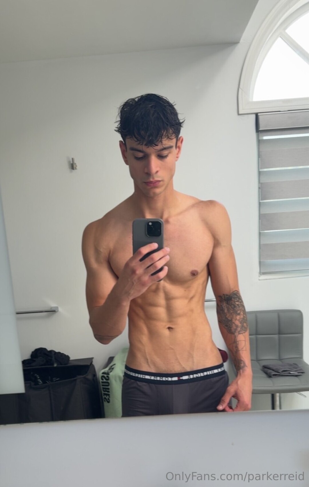 Parkerreid nudes model photos