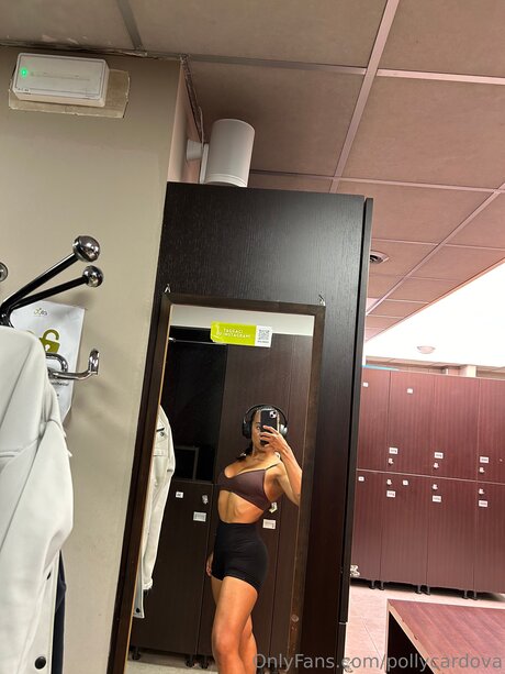 Pollycardova star xxx gallery