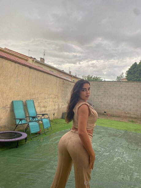 Tcarlaa nudes model archive