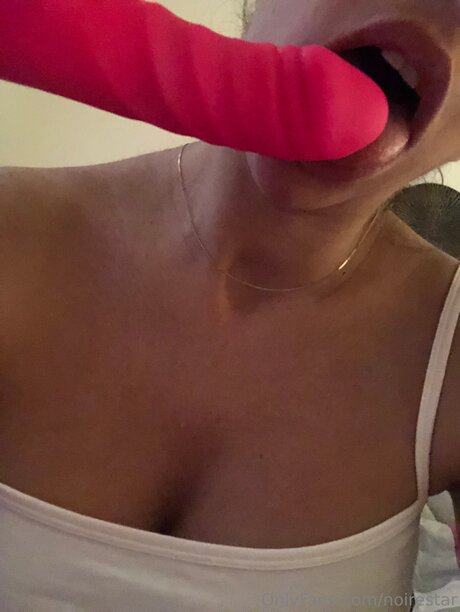 Starnoir77 model exclusive galleries