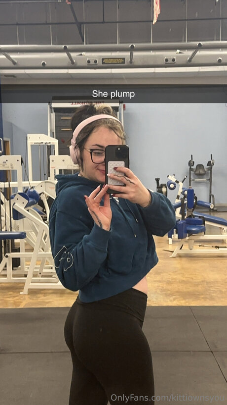 Kittiownsyou beautiful pornstar photo