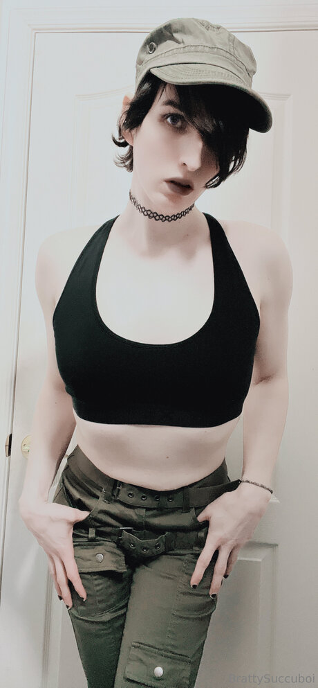 Tomboysuccubus model galleries