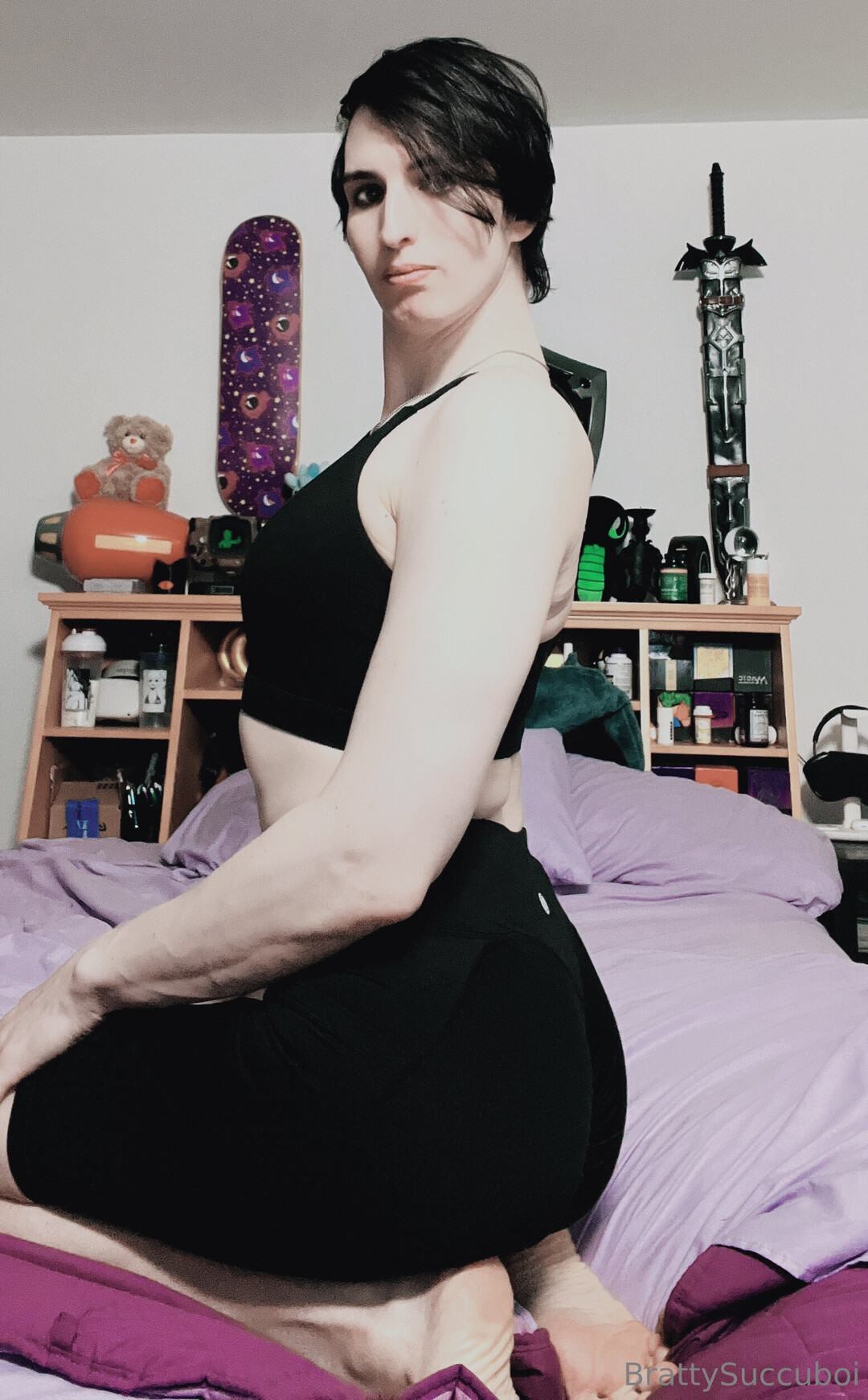 Tomboysuccubus naked actress gallery