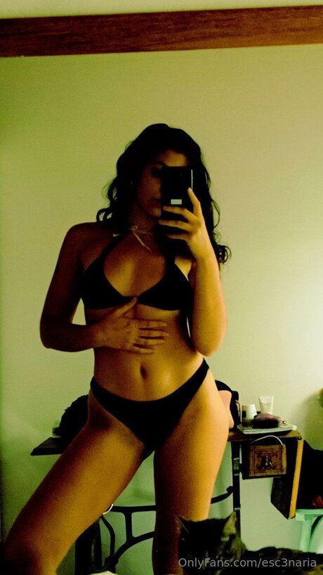 Esc3naria nude star pictures