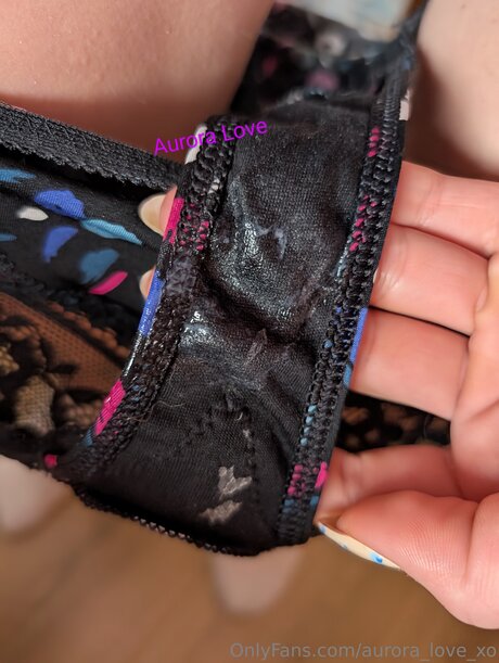 Aurora Love Xo nude model photo