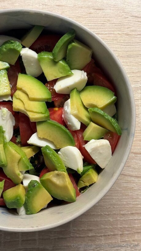 Anoraofficial xxx model picture