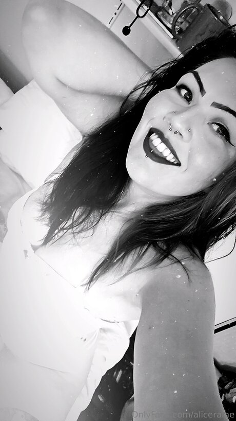 Aliceraine exclusive pornstar galleries