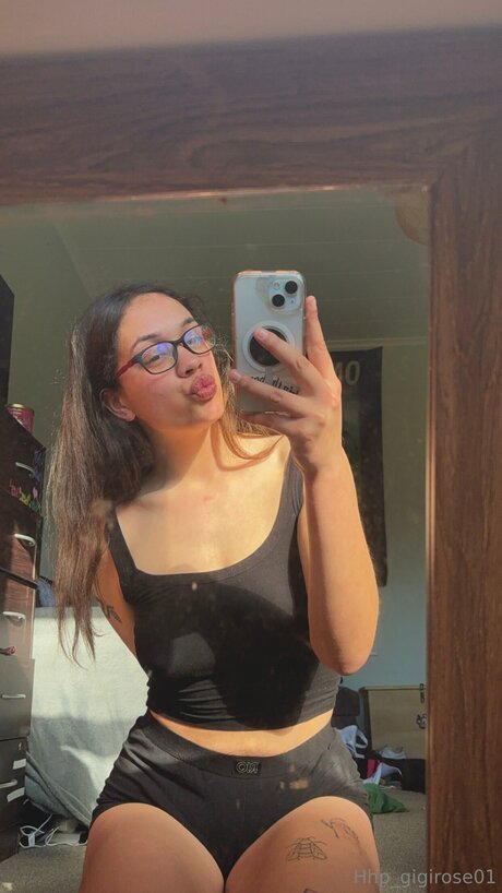 G Rose 2001 top star photo