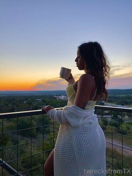 naked yoga onlyfans naked picture