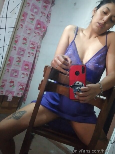 Hotivii model hd photo