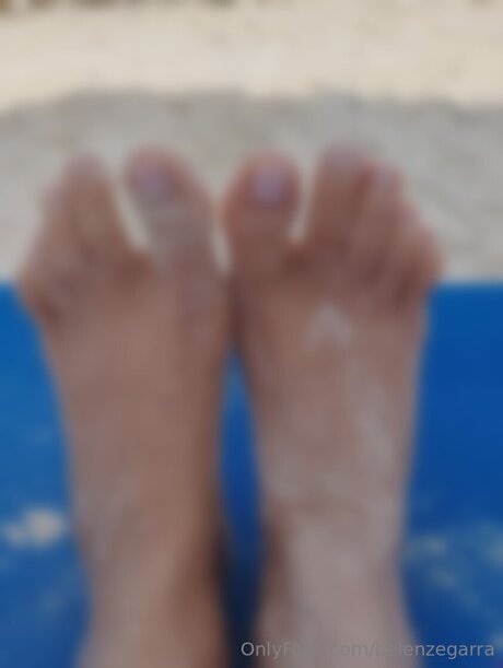 Belenzegarra model hot photo