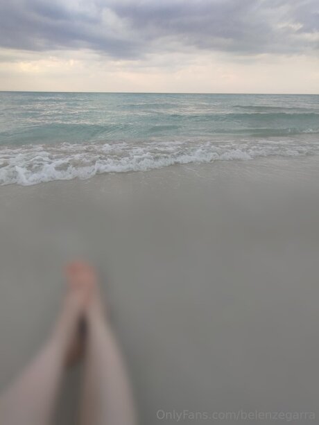 Belenzegarra model beautiful photos