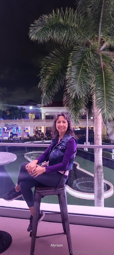 Elimyr pretty actress images