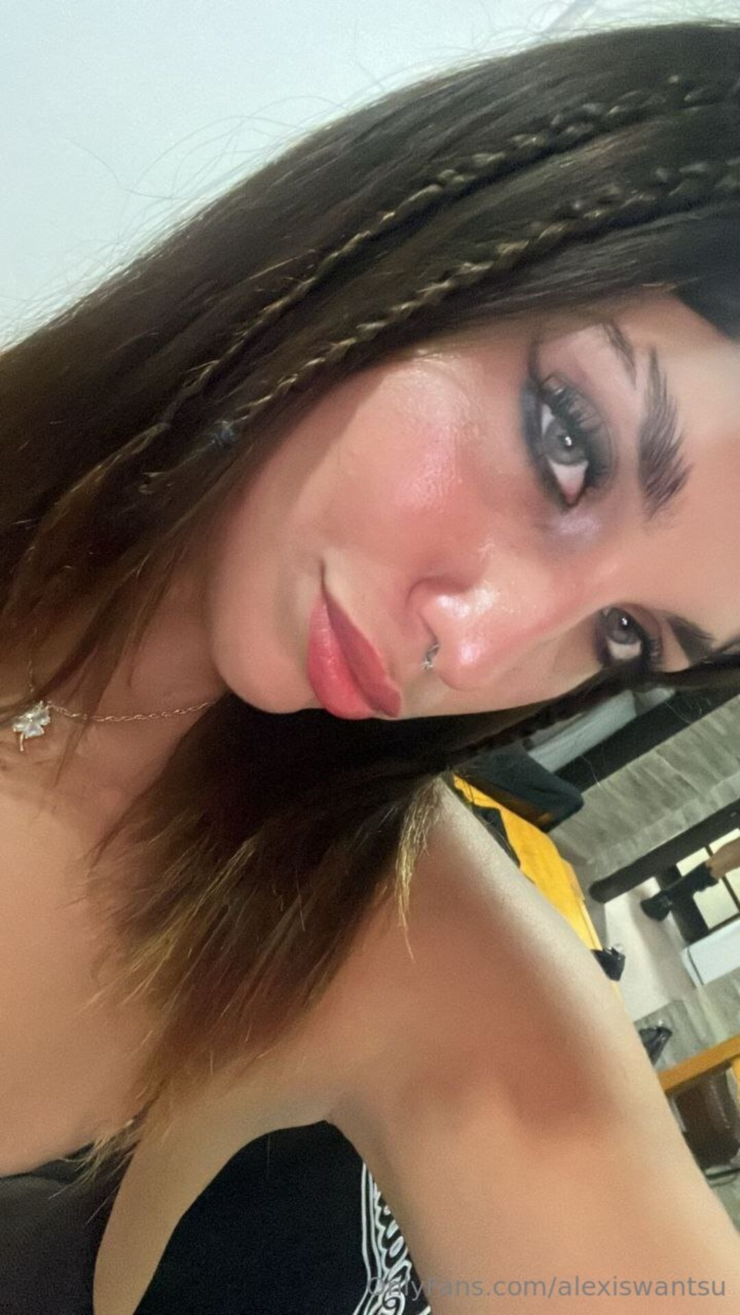 Alexiswantsu naked star pics