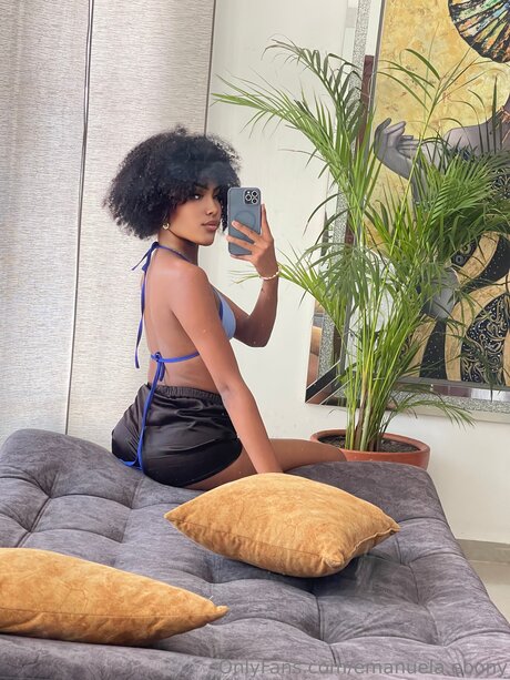 Emanuela Ebony star best pics