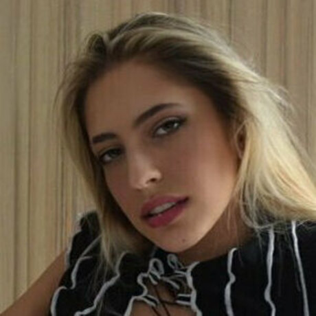 gloryhole wife onlyfans free naked pics