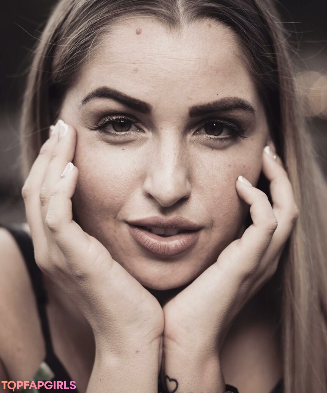 Nicole Andrievich adult actress images