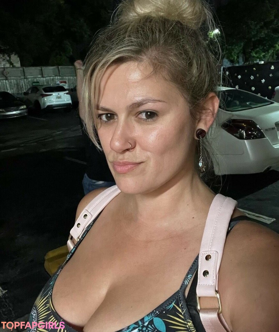 Samantics nude model photo