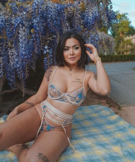 Michellen Cristina pornstar beautiful pics