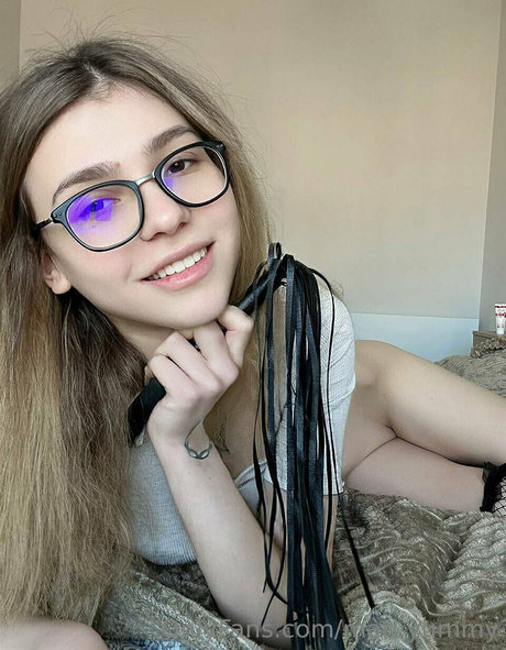 mari yummy pornstar exclusive img