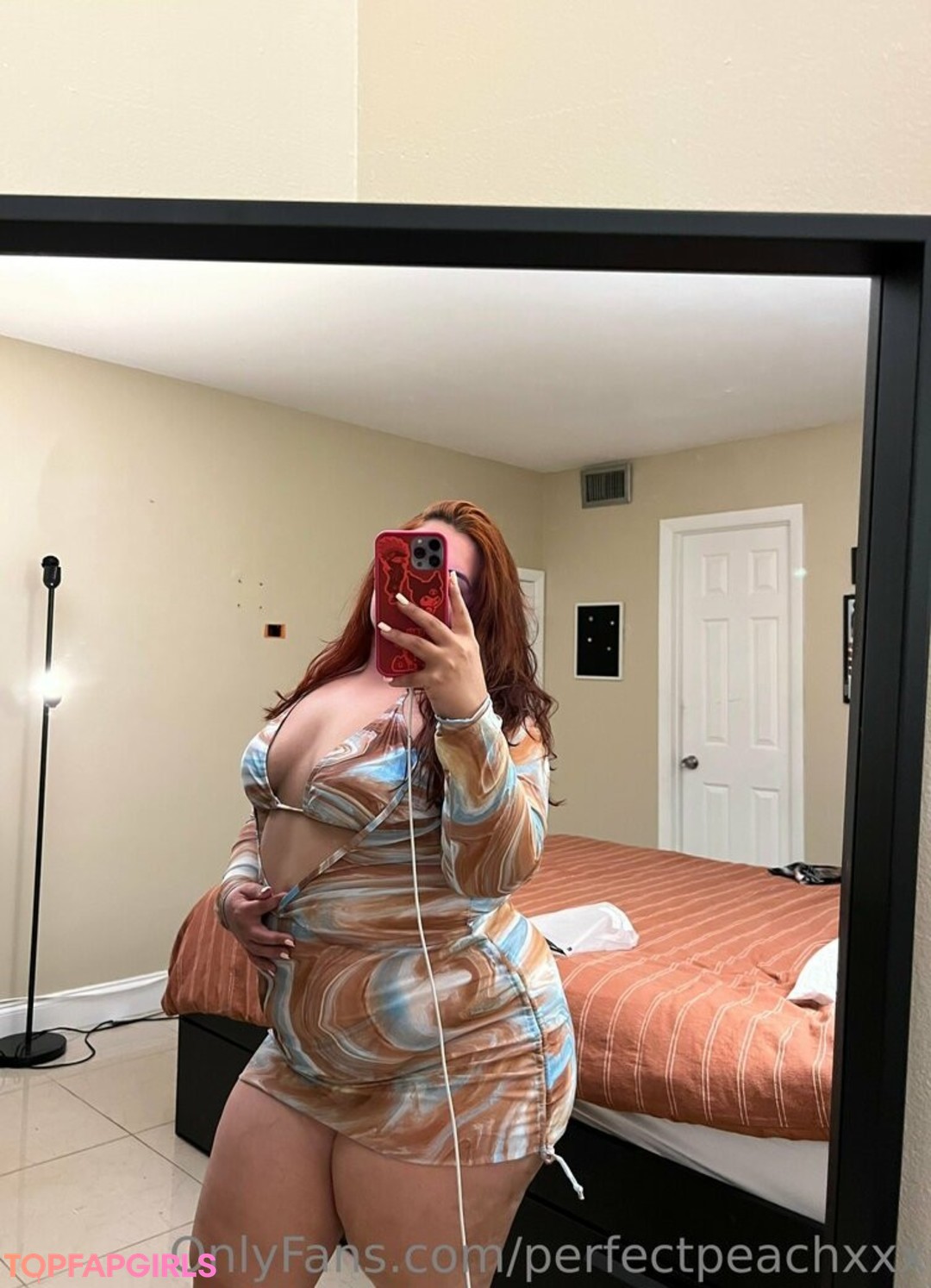 perfectpeachxxx top profile image