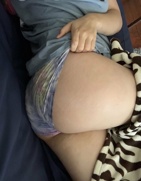 naked milf onlyfans hot nude picture