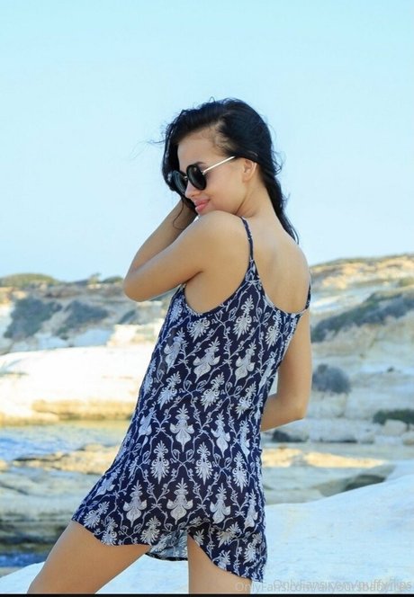 allyoursbabyfree model hd picture