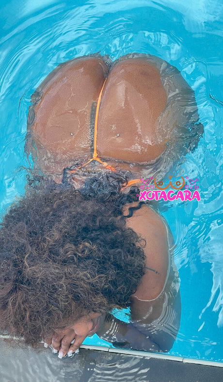 xotacaraa porn model photo