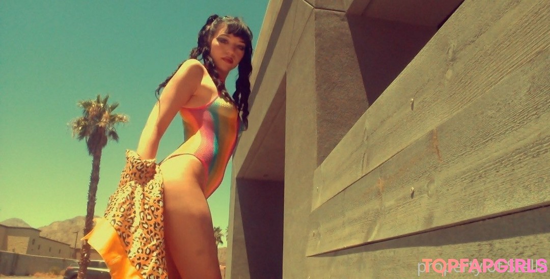 beautiful big boobs onlyfans hd images