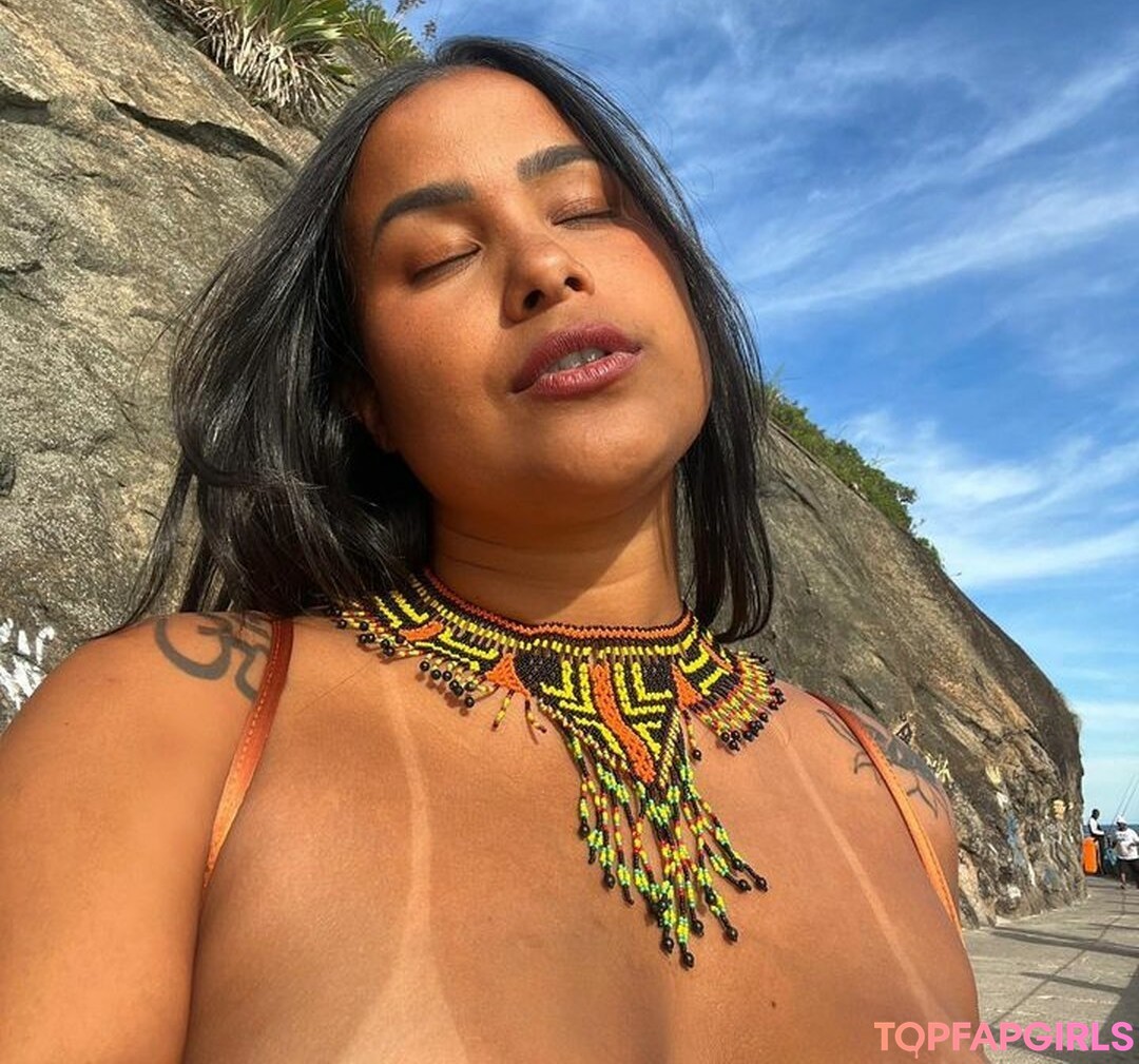 Kae Guajajara model high quality photo