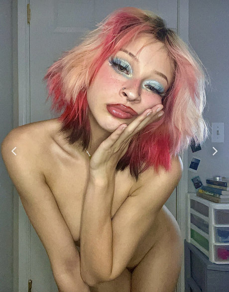 manicpixieagony pornstar img