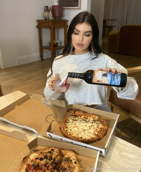 curvy nude onlyfans exclusive image