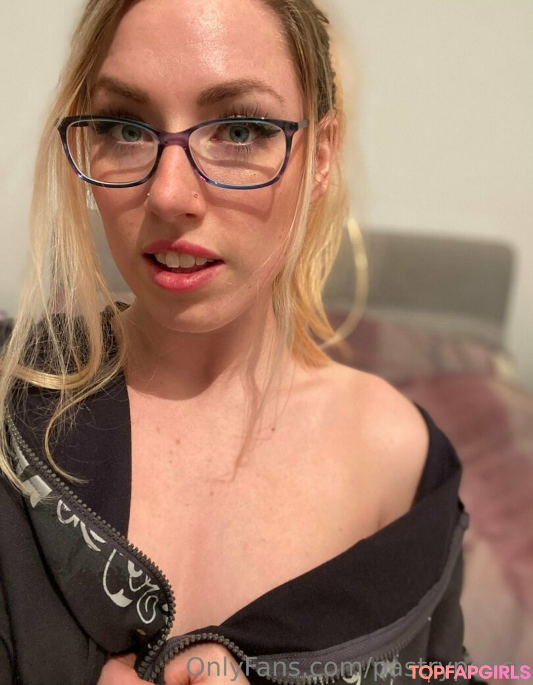 Pastrypeach hot model gallery