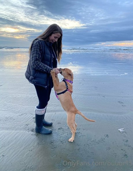 buuur15 star exclusive picture