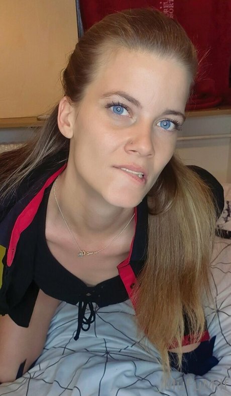 18 year old onlyfans xxx pictures