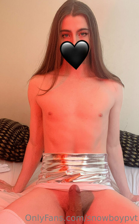 snowboypvt model high quality photo