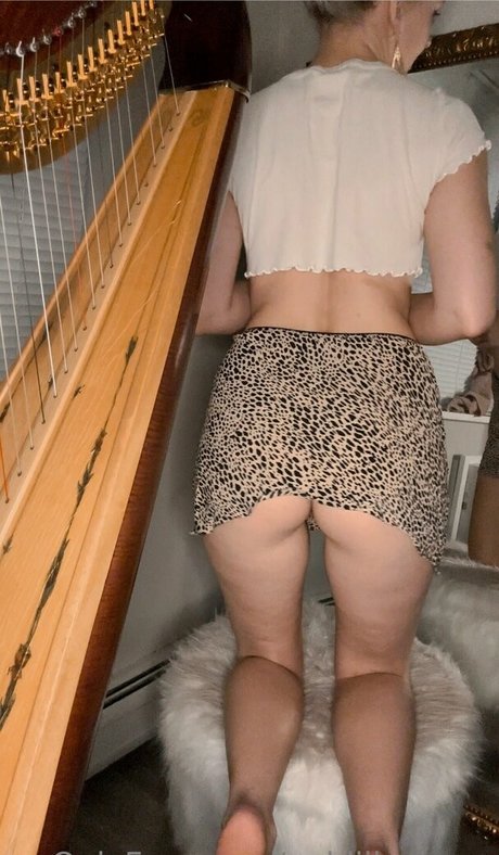 emo girls onlyfans naked gallery